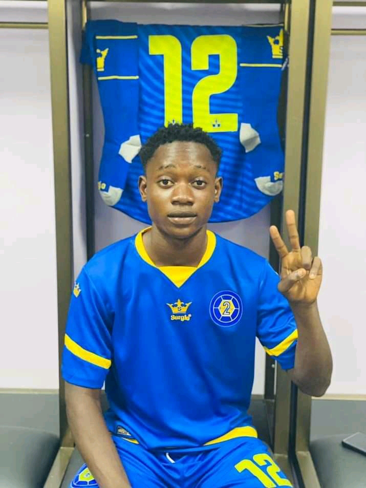 Akakpo komlan Jérémie officiellement joueur d'Unisport FC de Sokodé