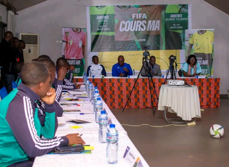 228Foot 228Foot-Cours Ma FIFA 2024 | Une trentaine d'arbitres en stage à Lomé